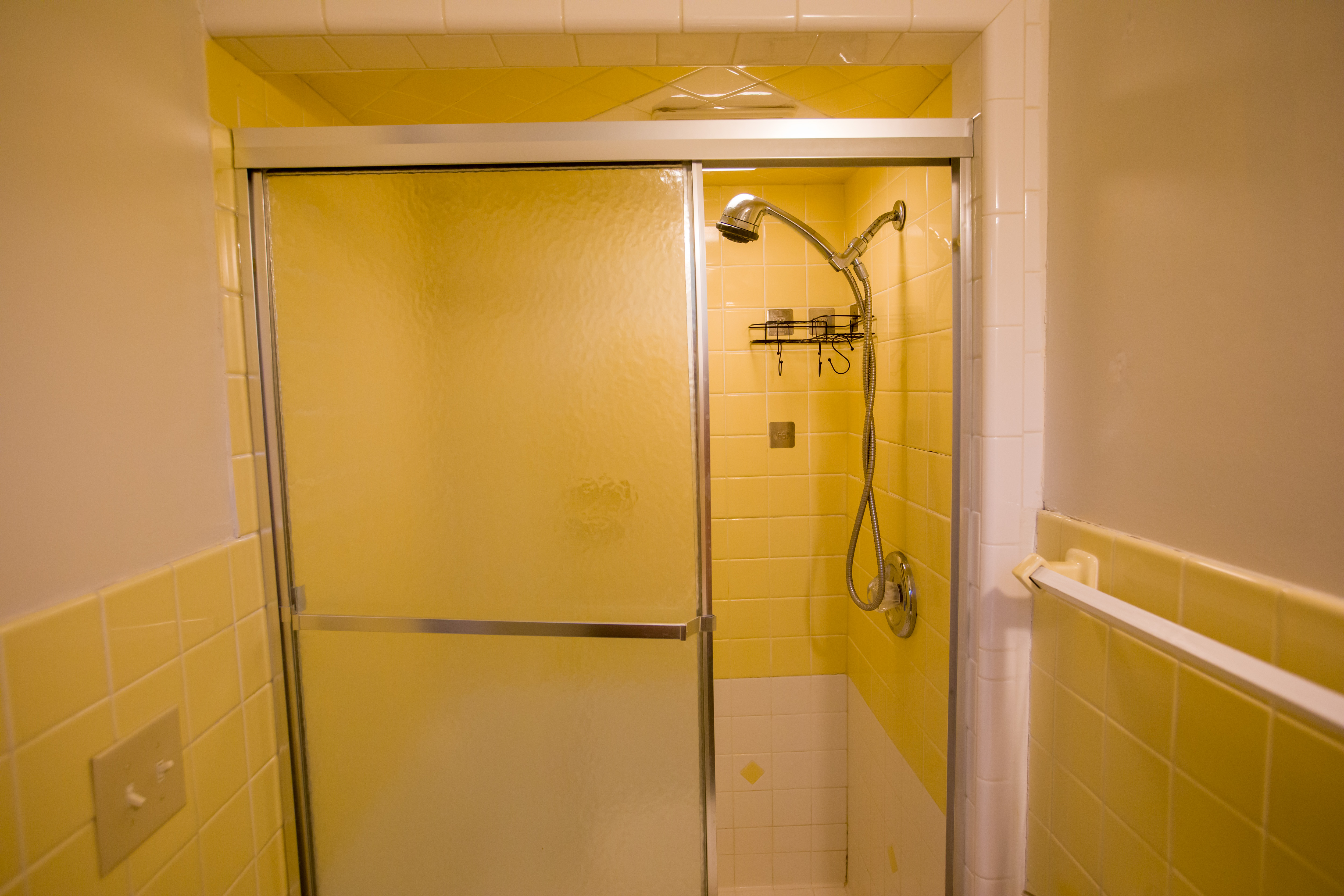 Bathroom2